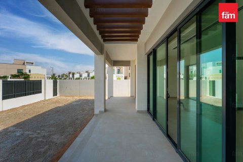 Villa de 4 dormitorios  No. 115917 9