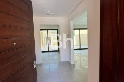 Townhouse de 4 dormitorios  No. 113091 9