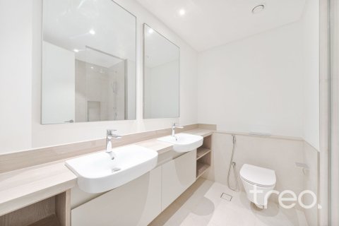 3 bedrooms Villa in Mudon, UAE No. 188040 9