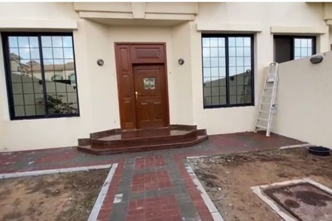 Villa de 3 chambres à Mirdif Villas, UAE No. 208826 6