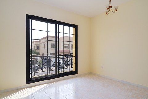 Villa de 3 chambres à Mirdif Villas, UAE No. 208826 4