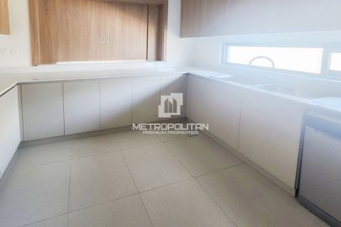 Villa de 5 dormitorios No. 128559 12