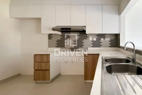 Townhouse de 3 dormitorios en Amaranta, UAE No. 191448 9