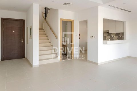Townhouse de 3 dormitorios en Amaranta, UAE No. 191448