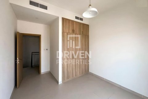 Townhouse de 3 dormitorios en Amaranta, UAE No. 191448 3
