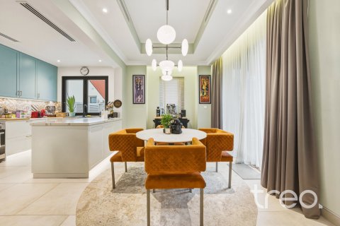 Villa de 4 dormitorios en Palma, UAE No. 188006 9