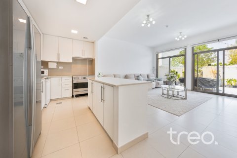 4 bedrooms Townhouse in Naseem Townhouses, UAE No. 188052 18