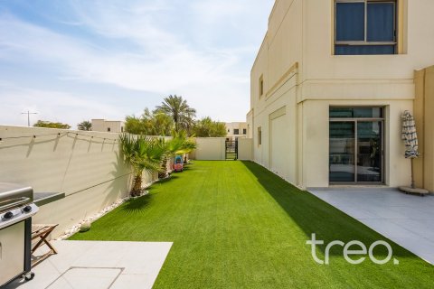 4 bedrooms Townhouse in Naseem Townhouses, UAE No. 188052 5