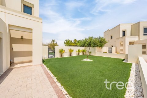 4 bedrooms Townhouse in Naseem Townhouses, UAE No. 188048 3