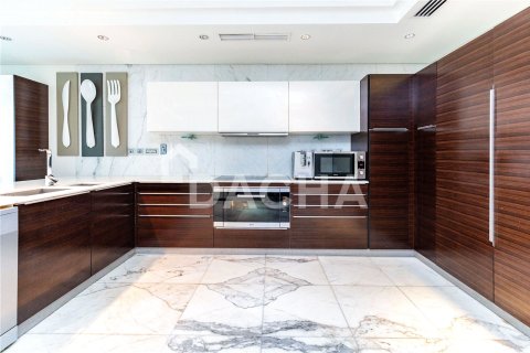 Квартира с 4 спальнями в Marina Residences, ОАЭ №155650 13