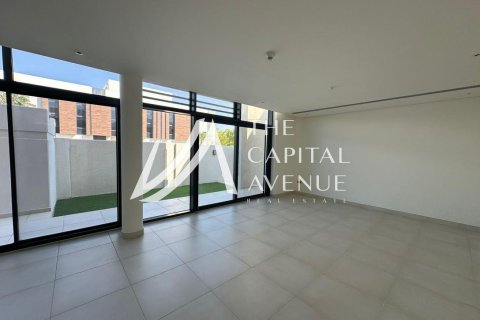 4 bedrooms Villa on the Yas Island, UAE No. 86798 13