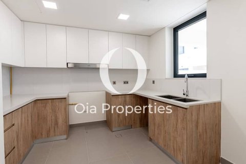 Townhouse de 3 dormitorios en  Yas Island, UAE No. 65670 4