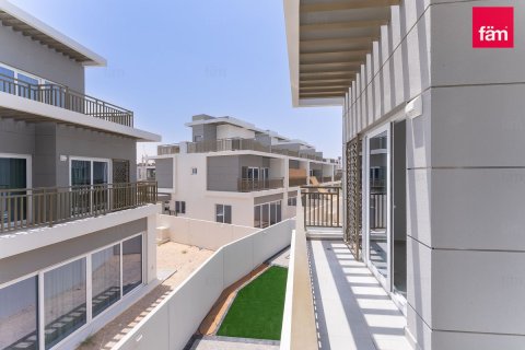 4 bedrooms Townhouse in Dubai, UAE No. 205363 12