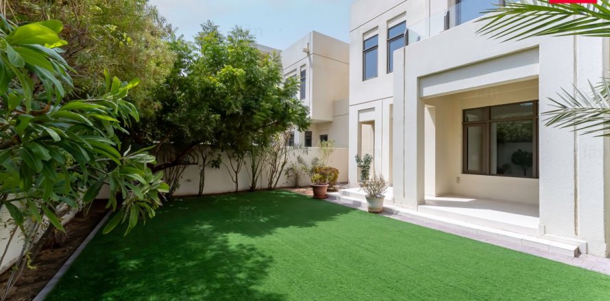 Villa de 3 dormitorios en Reem, UAE No. 205361