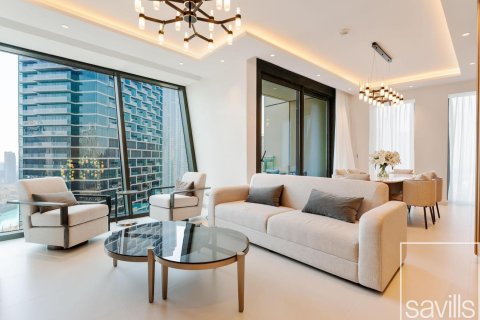 Квартира с 3 спальнями в Burj Vista, ОАЭ №136503
