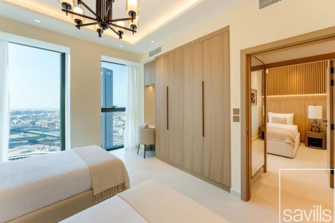 Квартира с 3 спальнями в Burj Vista, ОАЭ №136503 15