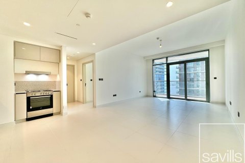 Квартира с 1 спальней в EMAAR Beachfront, ОАЭ №136505 3
