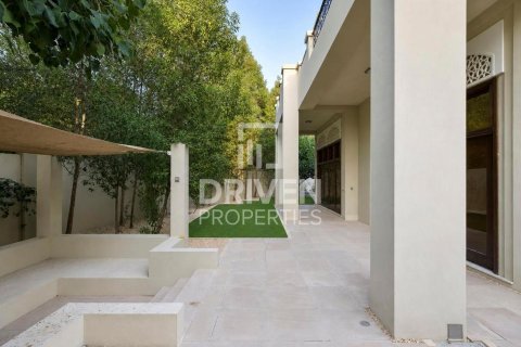 6 غرفة نوم  فيلا في Jasmine Leaf, الإمارات العربية المتحدة رقم 201580 11