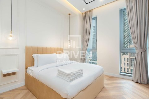 Appartement de 2 chambres à Standpoint Towers, UAE No. 202148 12