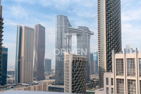 Appartement de 2 chambres à Standpoint Towers, UAE No. 202148