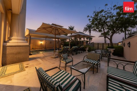 2 bedrooms Apartment in Palm Jumeirah, UAE No. 134183 3