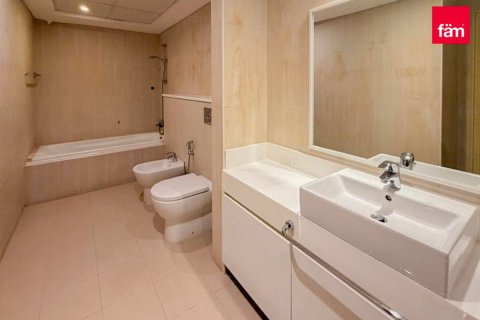 2 bedrooms Apartment in Dubai, UAE No. 173285 18