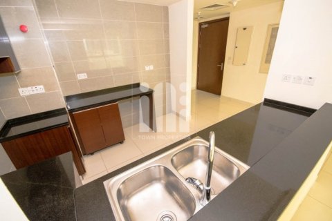 Apartment de 2 dormitorios en MARINA BLUE TOWER Al Reem Island, UAE No. 96229 3