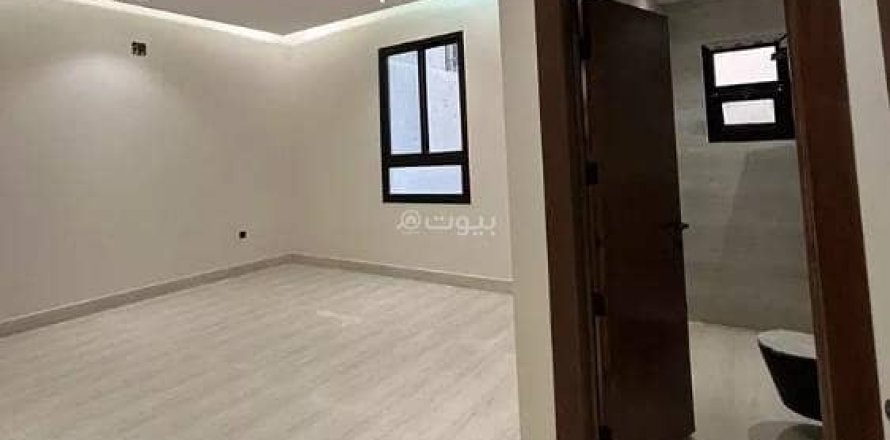Квартира с 4 спальнями в Эр-Рияд, Саудовская Аравия №98750
