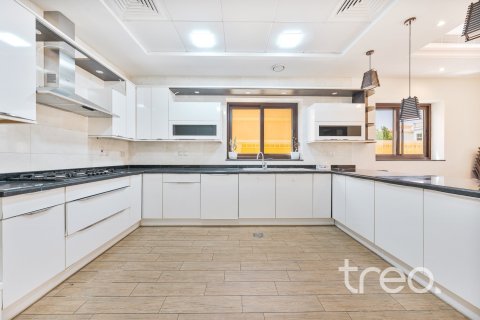 Villa de 5 dormitorios en The Villa, UAE No. 183155 22