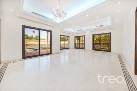 Villa de 5 dormitorios en The Villa, UAE No. 183155 21