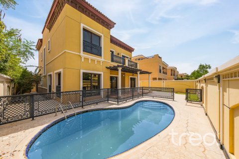Villa de 5 dormitorios en The Villa, UAE No. 183155 7