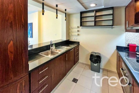 2 bedrooms Apartment in Burj Khalifa, UAE No. 173581 4