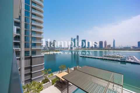 Квартира с 2 спальнями в Dubai Harbour, ОАЭ №156171 11