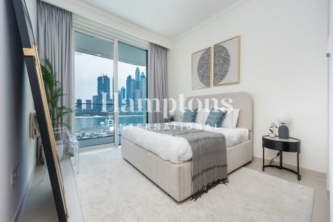 Квартира с 2 спальнями в Dubai Harbour, ОАЭ №156171 3