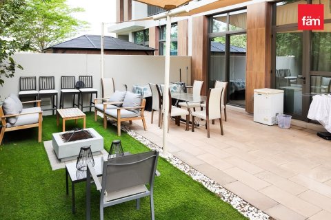 2 bedrooms Duplex in Dubai, UAE No. 169940 25