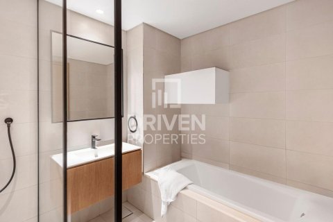 2 bedrooms Apartment in Business Bay, UAE No. 138303 16