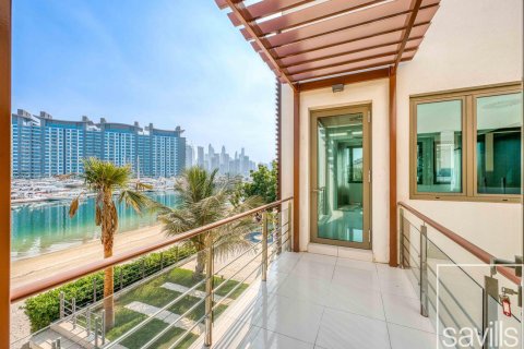 Villa de 6 dormitorios en Signature Villas, UAE No. 194278 4