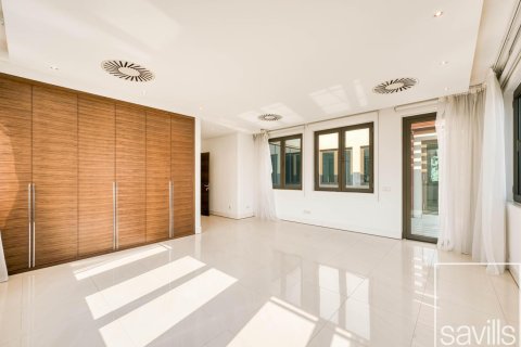 Villa de 6 dormitorios en Signature Villas, UAE No. 194278 26