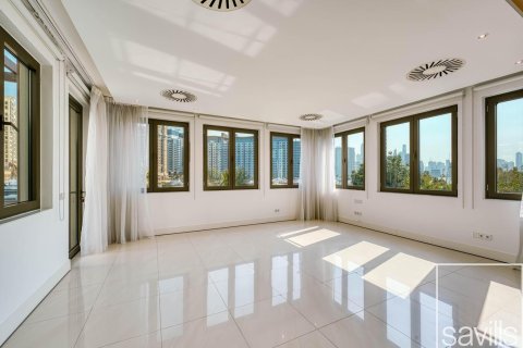 Villa de 6 dormitorios en Signature Villas, UAE No. 194278 24
