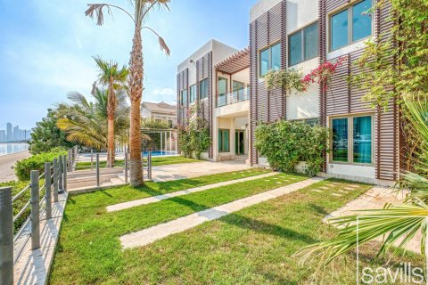 6 bedrooms Villa in Signature Villas, UAE No. 194278
