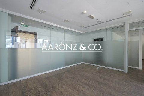 89m² Office in Jumeirah Lake Towers, UAE No. 112583 4