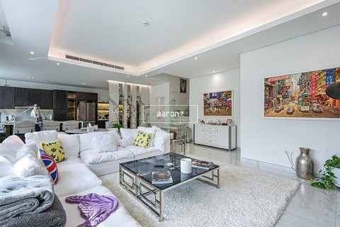 3 bedrooms Apartment  No. 112584 2