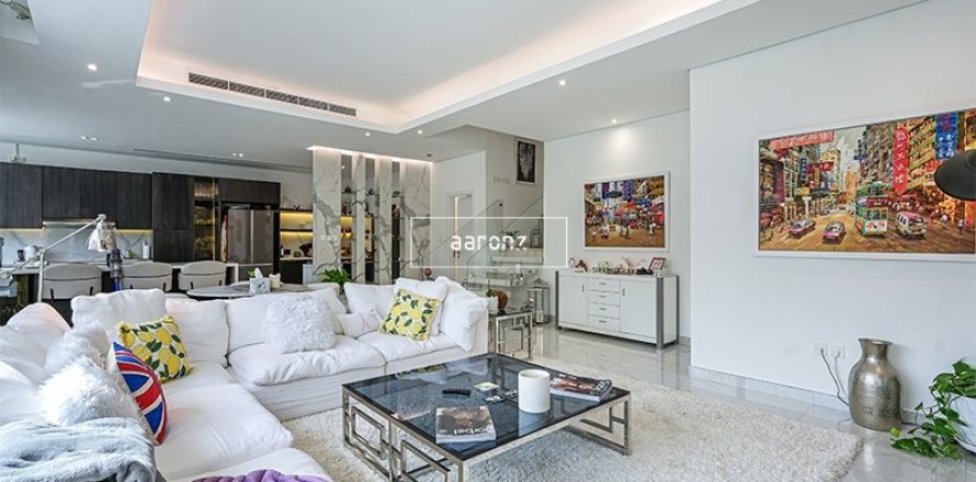 3 bedrooms Apartment No. 112584