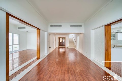 Villa de 5 dormitorios  No. 116632 4