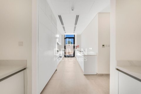 4 bedrooms Villa in District One, UAE No. 204217 14