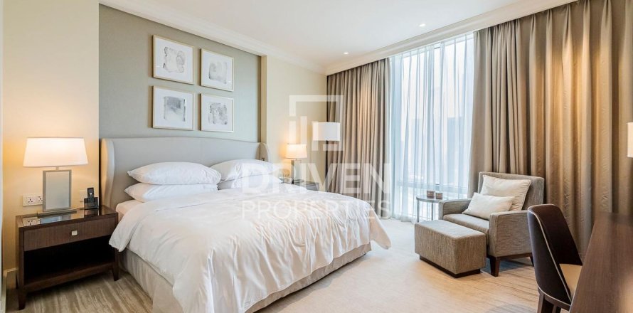 Apartment de 2 dormitorios en The Address Residence Fountain Views, UAE No. 85493