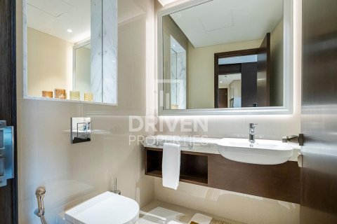Apartment de 2 dormitorios en The Address Residence Fountain Views, UAE No. 85493 18