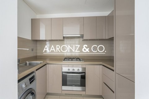 Studio Apartment No. 132800 8