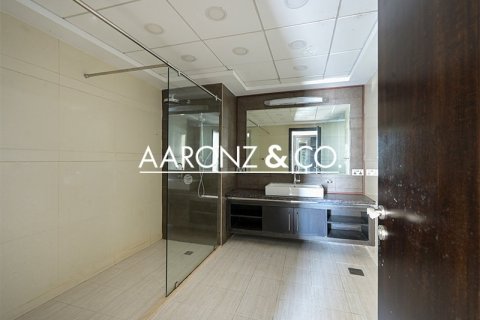 Appartement de 4 chambres  No. 132797 24