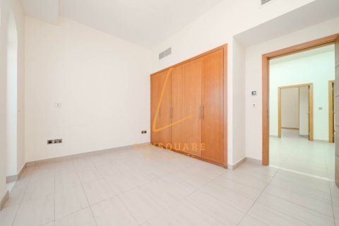 4 bedrooms Villa in Jumeirah Park, UAE No. 210895 8